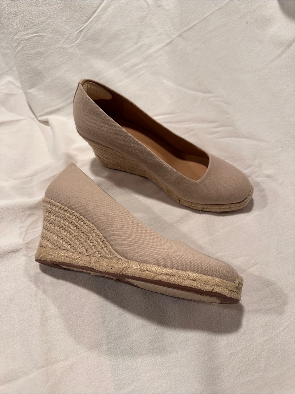 Women’s J Crew Factory Size 10 Neutral Espadrille Wedge Pumps - Beige - Picture 2 of 4